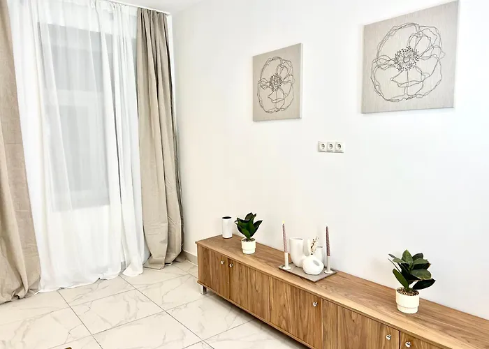Thewicki 1703 - Wunderschoene In Apartment *
